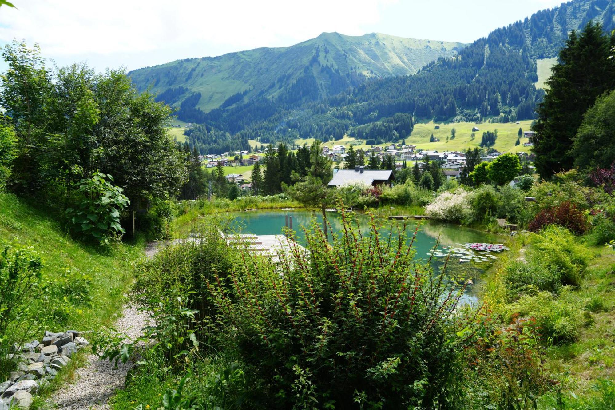 Boutique Hotel Herzhof - Garni-Appartements - Adults Only Riezlern Buitenkant foto