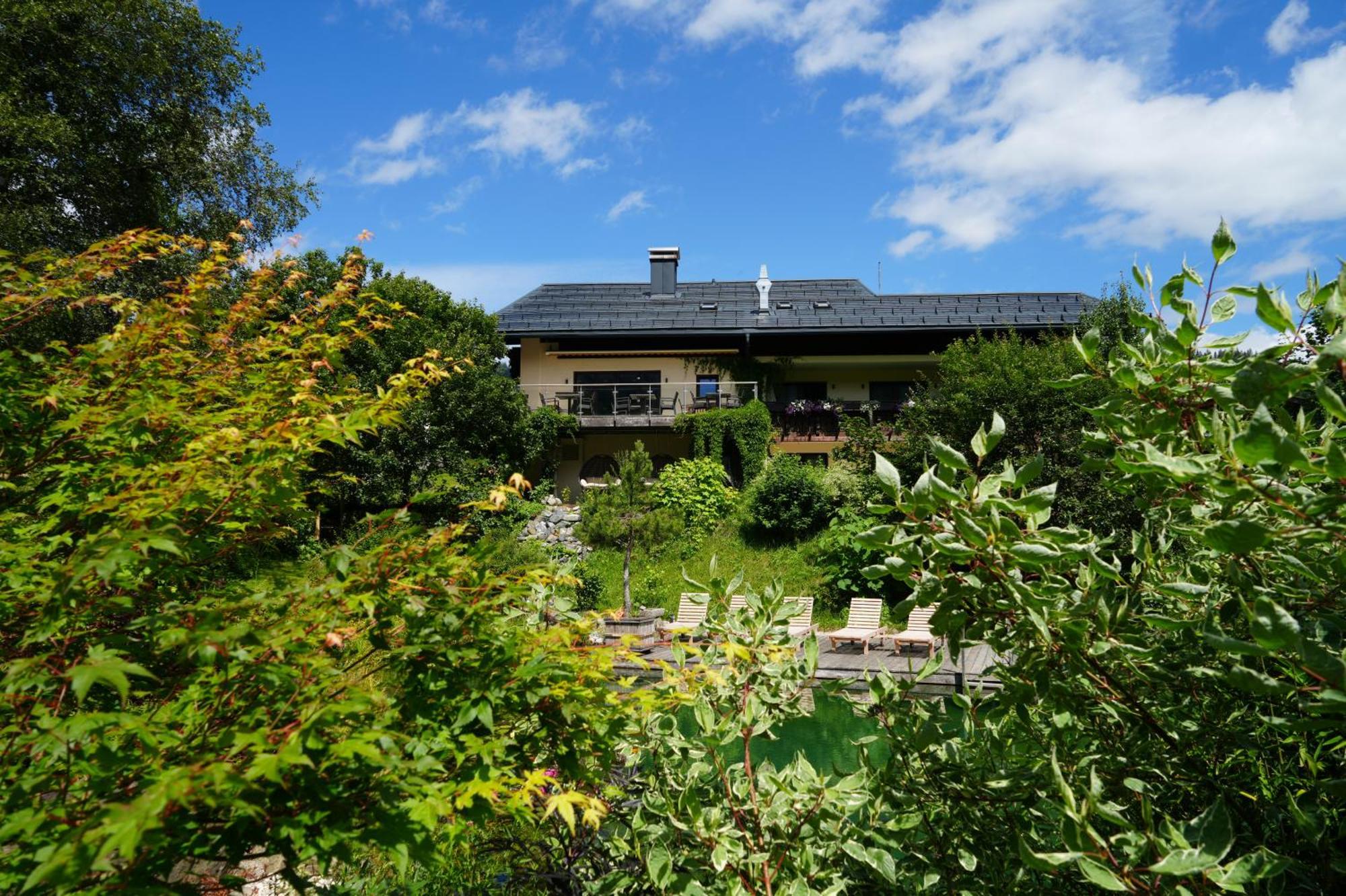 Boutique Hotel Herzhof - Garni-Appartements - Adults Only Riezlern Buitenkant foto