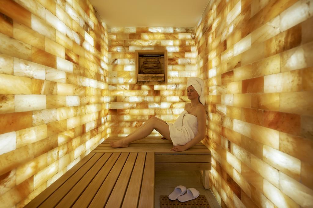 Boutique Hotel Herzhof - Garni-Appartements - Adults Only Riezlern Buitenkant foto