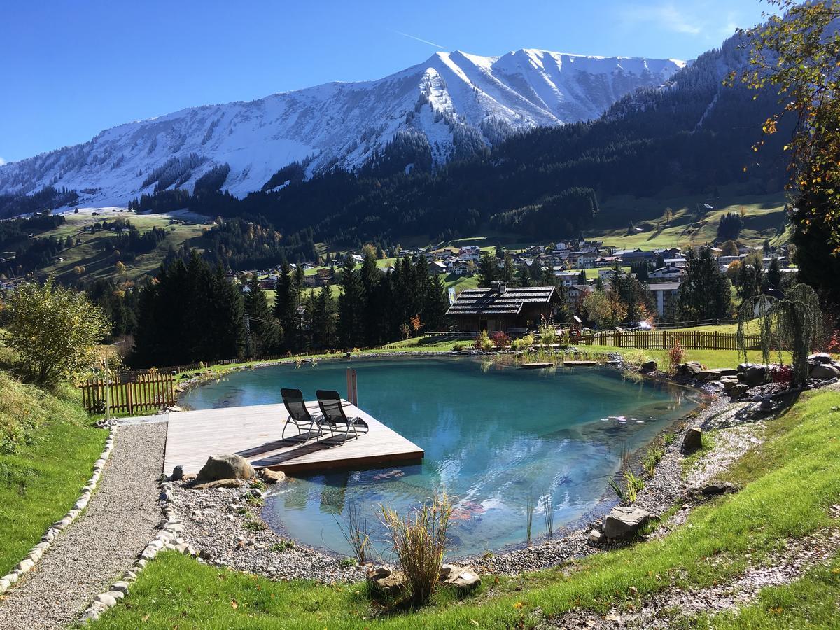 Boutique Hotel Herzhof - Garni-Appartements - Adults Only Riezlern Buitenkant foto