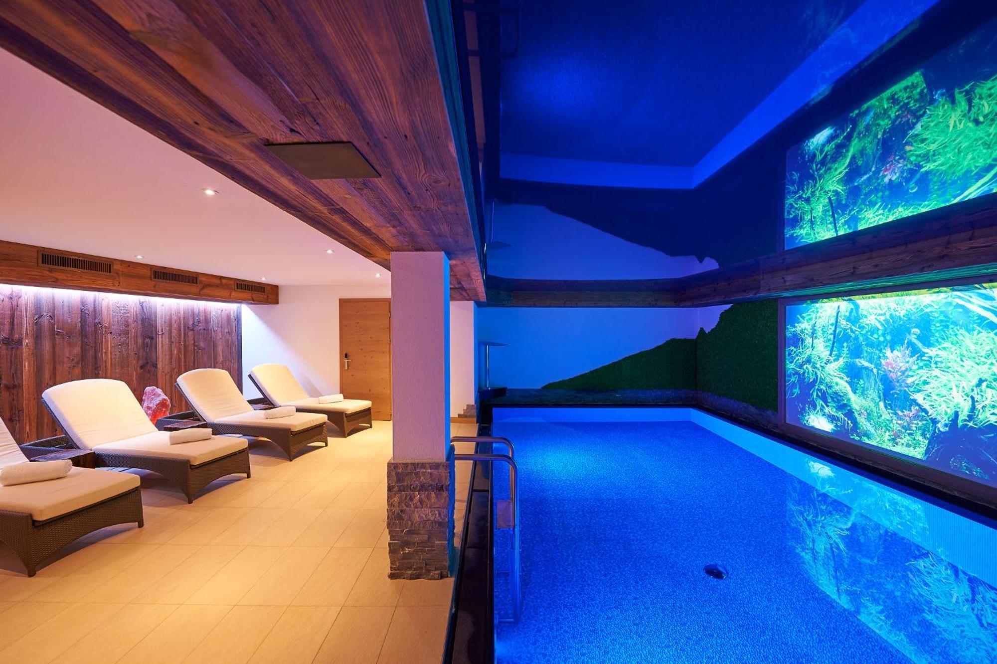 Boutique Hotel Herzhof - Garni-Appartements - Adults Only Riezlern Buitenkant foto
